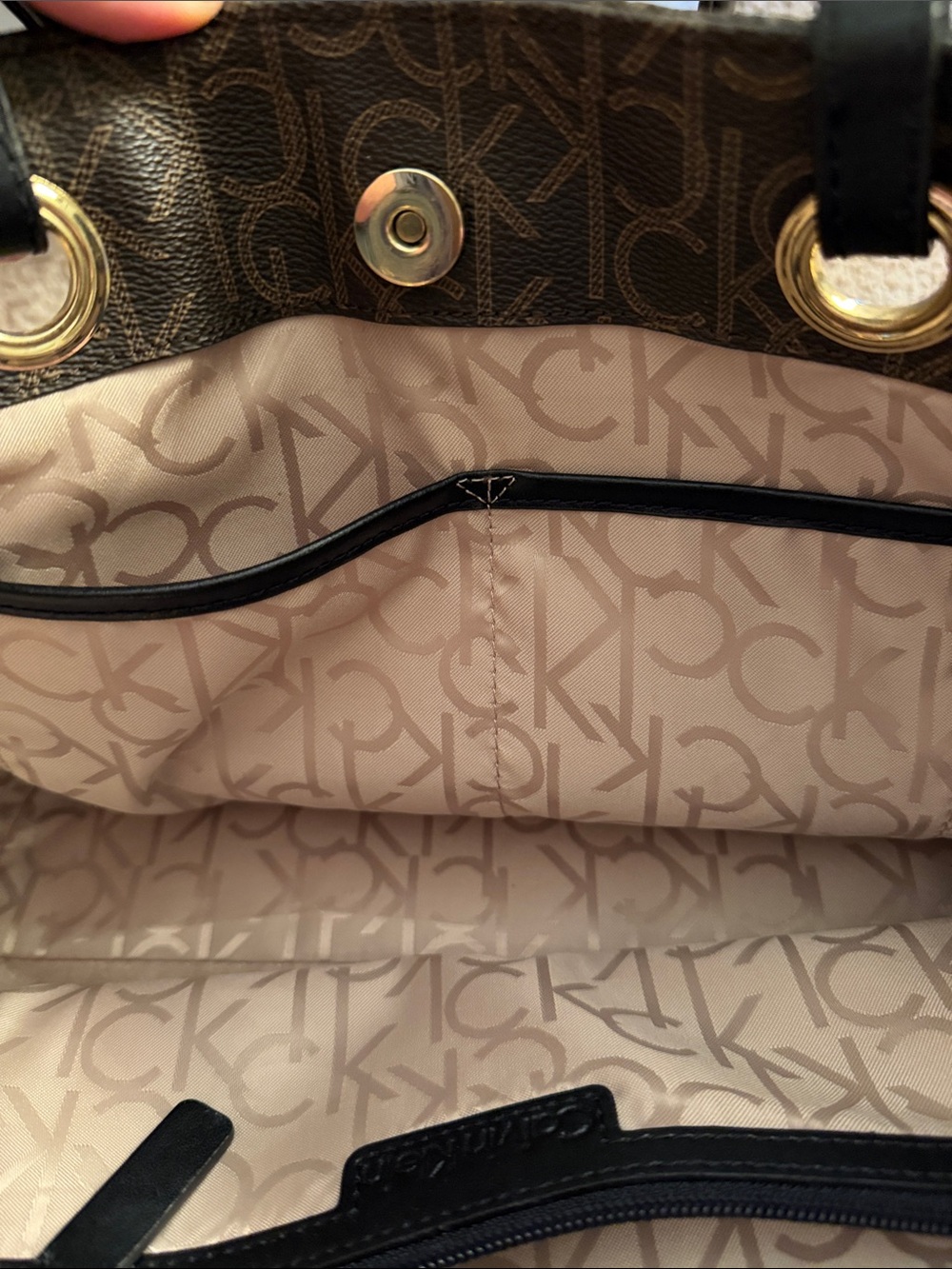 Calvin Klein tote - Picture 10 of 13